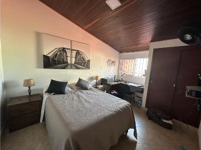 Casa de 4 alcobas en venta en Diamante, Bucaramanga, 210 m² · foto 12 de 14