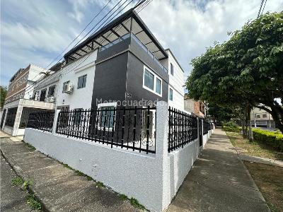 Casa de 5 alcobas en venta en La Victoria, Bucaramanga, 300 m² · foto 2 de 20