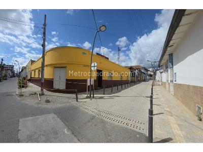 Casa de 5 alcobas en venta en Garica Rovira, Bucaramanga, 260 m² · foto 3 de 18