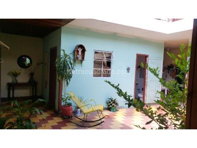 Casa de 5 alcobas en venta en Garica Rovira, Bucaramanga, 260 m² · foto 8 de 18