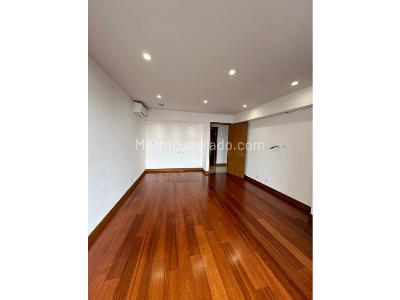 Apartamento de 4 alcobas en venta en Cabecera, Bucaramanga, 250 m² · foto 9 de 16