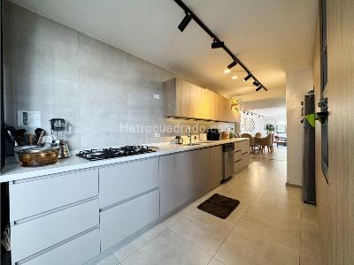Apartamento de 3 alcobas en venta en Cabecera, Bucaramanga, 124 m² · foto 10 de 20