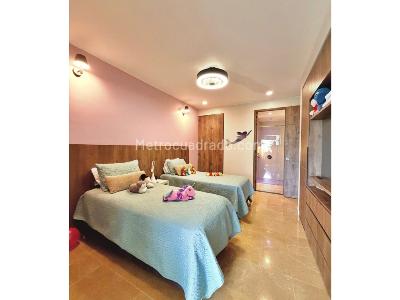 Apartamento de 3 alcobas en venta en Cabecera, Bucaramanga, 303 m² · foto 9 de 13