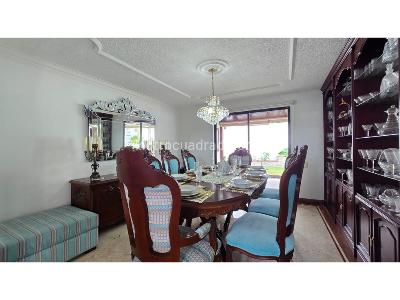Casa de 5 alcobas en venta en Lagos Del Cacique, Bucaramanga, 693 m² · foto 4 de 16