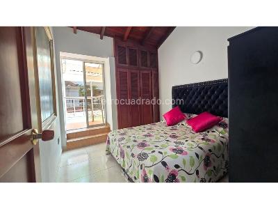 Casa de 5 alcobas en venta en Lagos Del Cacique, Bucaramanga, 693 m² · foto 9 de 16