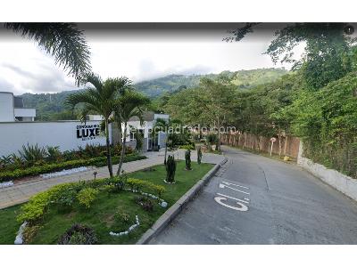 Casa de 4 alcobas en venta en Lagos Del Cacique, Bucaramanga, 250 m² · foto 2 de 20