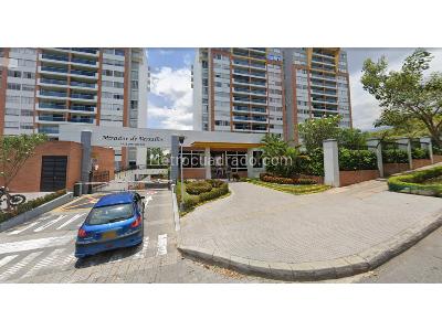 Apartamento de 3 alcobas en venta en Versalle, Bucaramanga, 96 m² · foto 2 de 11