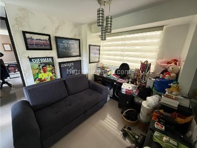 Apartamento de 3 alcobas en venta en Versalle, Bucaramanga, 96 m² · foto 3 de 11