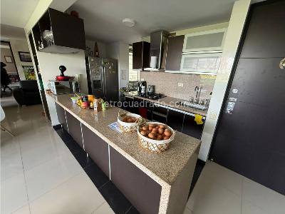 Apartamento de 3 alcobas en venta en Versalle, Bucaramanga, 96 m² · foto 5 de 11