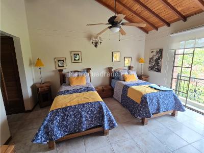 Casa de 5 alcobas en venta en Lagos Del Cacique, Bucaramanga, 300 m² · foto 16 de 20