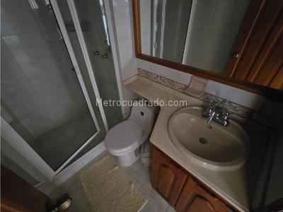 Casa de 5 alcobas en venta en Lagos Del Cacique, Bucaramanga, 300 m² · foto 18 de 20