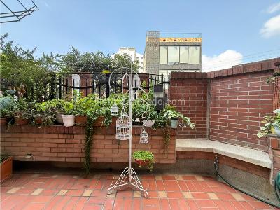 Apartamento de 4 alcobas en venta en Cabecera Del Llano, Bucaramanga, 152 m² · foto 16 de 19