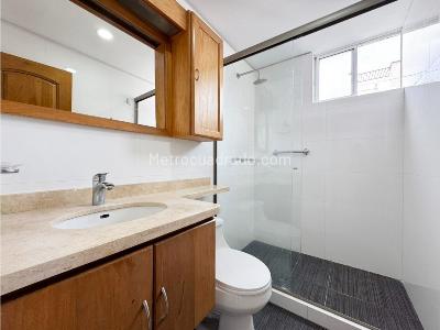 Apartamento de 4 alcobas en venta en Cabecera Del Llano, Bucaramanga, 180 m² · foto 18 de 20