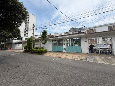 Casa de 5 alcobas en venta en Cabecera, Bucaramanga, 461 m² · foto 3 de 20