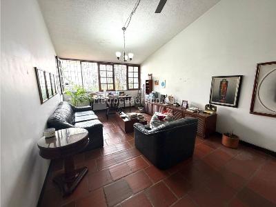 Casa de 5 alcobas en venta en Cabecera, Bucaramanga, 461 m² · foto 11 de 20