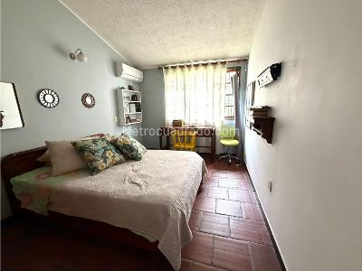 Casa de 5 alcobas en venta en Cabecera, Bucaramanga, 461 m² · foto 17 de 20