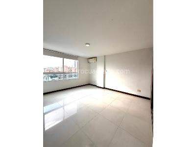Apartamento de 3 alcobas en venta en Bolarqui, Bucaramanga, 157 m² · foto 2 de 14