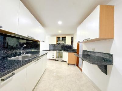Casa de 4 alcobas en venta en Cabecera, Bucaramanga, 175 m² · foto 7 de 20