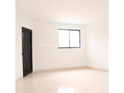 Casa de 4 alcobas en venta en San Francisco, Bucaramanga, 320 m² · foto 9 de 9