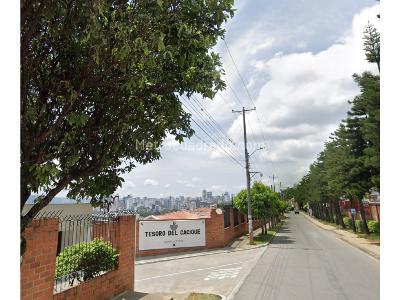 Casa de 4 alcobas en venta en Lagos Del Cacique, Bucaramanga, 121 m² · foto 2 de 20