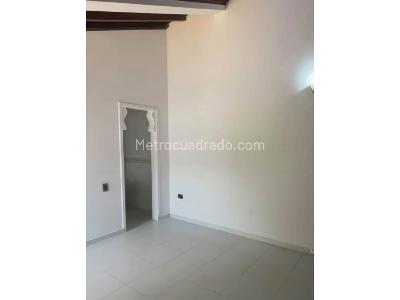 Casa de 3 alcobas en venta en Lagos Del Cacique, Bucaramanga, 260 m² · foto 5 de 8
