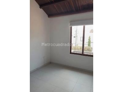 Casa de 3 alcobas en venta en Lagos Del Cacique, Bucaramanga, 260 m² · foto 6 de 8