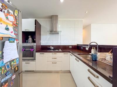 Apartamento de 3 alcobas en venta en Cañaveral, Bucaramanga, 117 m² · foto 5 de 17