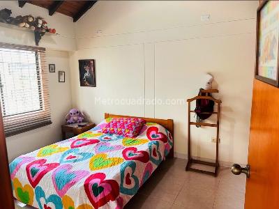 Apartamento de 4 alcobas en venta en La Floresta, Bucaramanga, 190 m² · foto 11 de 16