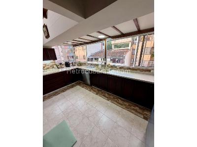 Apartamento de 4 alcobas en venta en La Floresta, Bucaramanga, 190 m² · foto 6 de 16