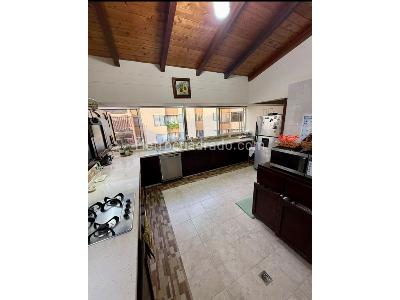 Apartamento de 4 alcobas en venta en La Floresta, Bucaramanga, 190 m² · foto 7 de 16