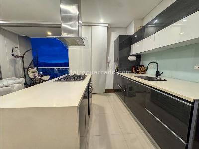 Apartamento de 3 alcobas en venta en Cabecera, Bucaramanga, 112 m² · foto 5 de 15
