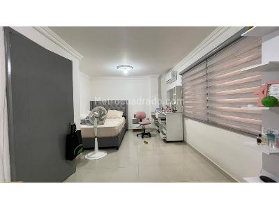 Casa de 5 alcobas en venta en Provenza, Bucaramanga, 180 m² · foto 16 de 20