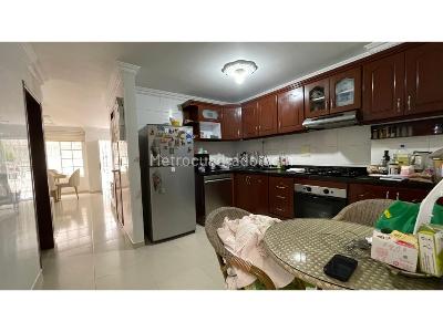 Casa de 5 alcobas en venta en Provenza, Bucaramanga, 180 m² · foto 7 de 20