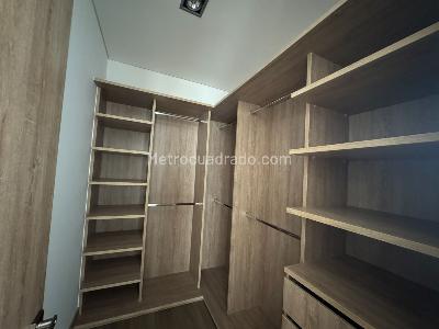 Apartamento de 3 alcobas en venta en Cali Normandia, Cali, 181 m² · foto 13 de 20
