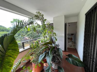 Apartamento de 3 alcobas en venta en Santa Teresita, Cali, 220 m² · foto 5 de 20