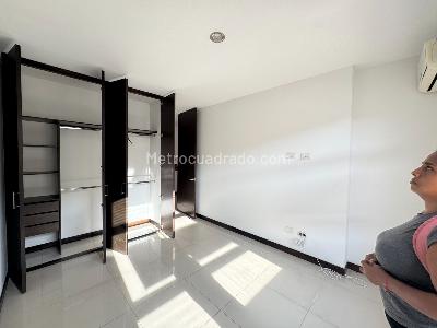 Apartaestudio en arriendo en Santa Monica Chipichape, Cali, 70 m² · foto 13 de 20