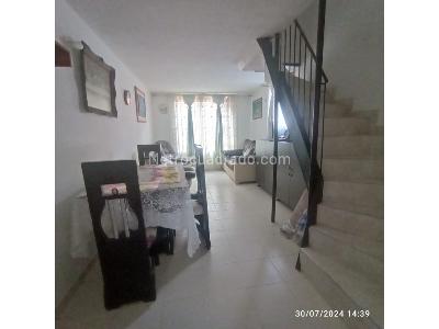 Casa de 4 alcobas en venta en Senderos De Funza, Funza, 73 m² · foto 2 de 15