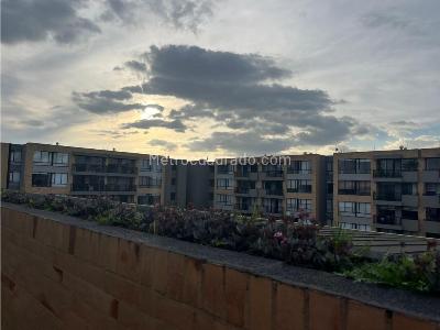 Apartamento de 3 alcobas en venta en Conjunto Residencial Naranjos Del Eden, Funza, 87 m² · foto 13 de 16