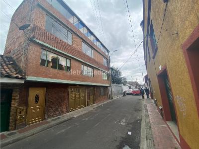 Casa de 5 alcobas en venta en Centro De Funza, Funza, 1176 m² · foto 3 de 20