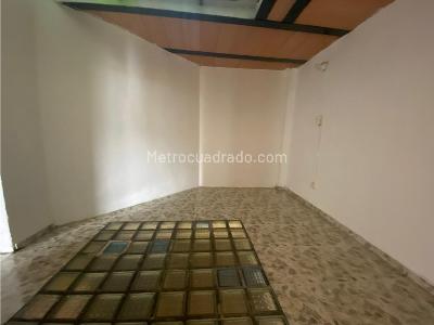 Casa de 5 alcobas en venta en Centro De Funza, Funza, 1176 m² · foto 7 de 20