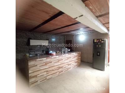 Casa de 5 alcobas en venta en Centro De Funza, Funza, 1176 m² · foto 9 de 20