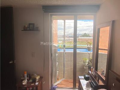 Apartamento de 5 alcobas en venta en Conjunto Parque De San Isidro, Mosquera, 54 m² · foto 11 de 20