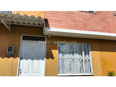 Casa de 4 alcobas en venta en Conjunto Resiencial Zuame 1, Funza, 62 m² · foto 13 de 14