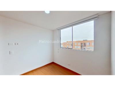 Apartamento de 3 alcobas en venta en Conjunto Residencial El Toledo En Mosquera, Mosquera, 70 m² · foto 13 de 20
