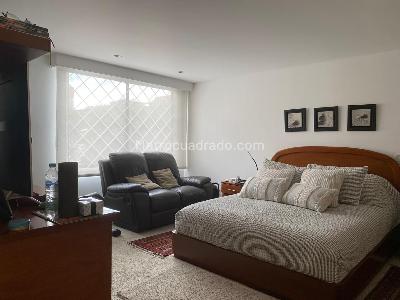 Apartamento de 3 alcobas en venta en Chico Navarra, Bogotá, 185 m² · foto 8 de 13