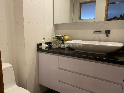 Apartamento de 3 alcobas en venta en Chico Navarra, Bogotá, 185 m² · foto 9 de 13