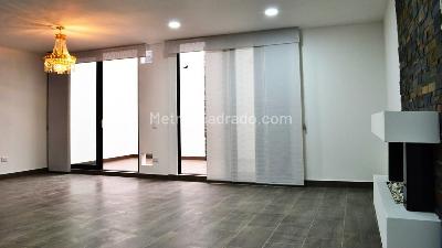 Casa de 5 alcobas en venta en Mandalay, Bogotá, 450 m² · foto 11 de 20