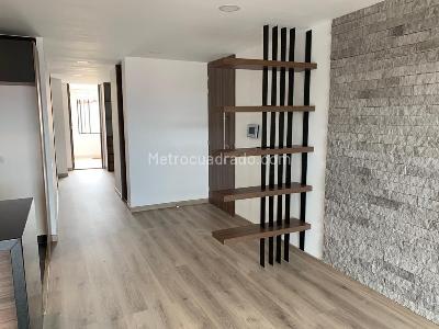 Casa de 5 alcobas en venta en Mandalay, Bogotá, 450 m² · foto 16 de 20