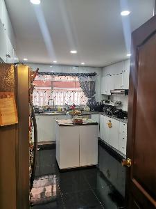 Apartamento de 4 alcobas en venta en Chico Santa Barbara, Bogotá, 230 m² · foto 19 de 20