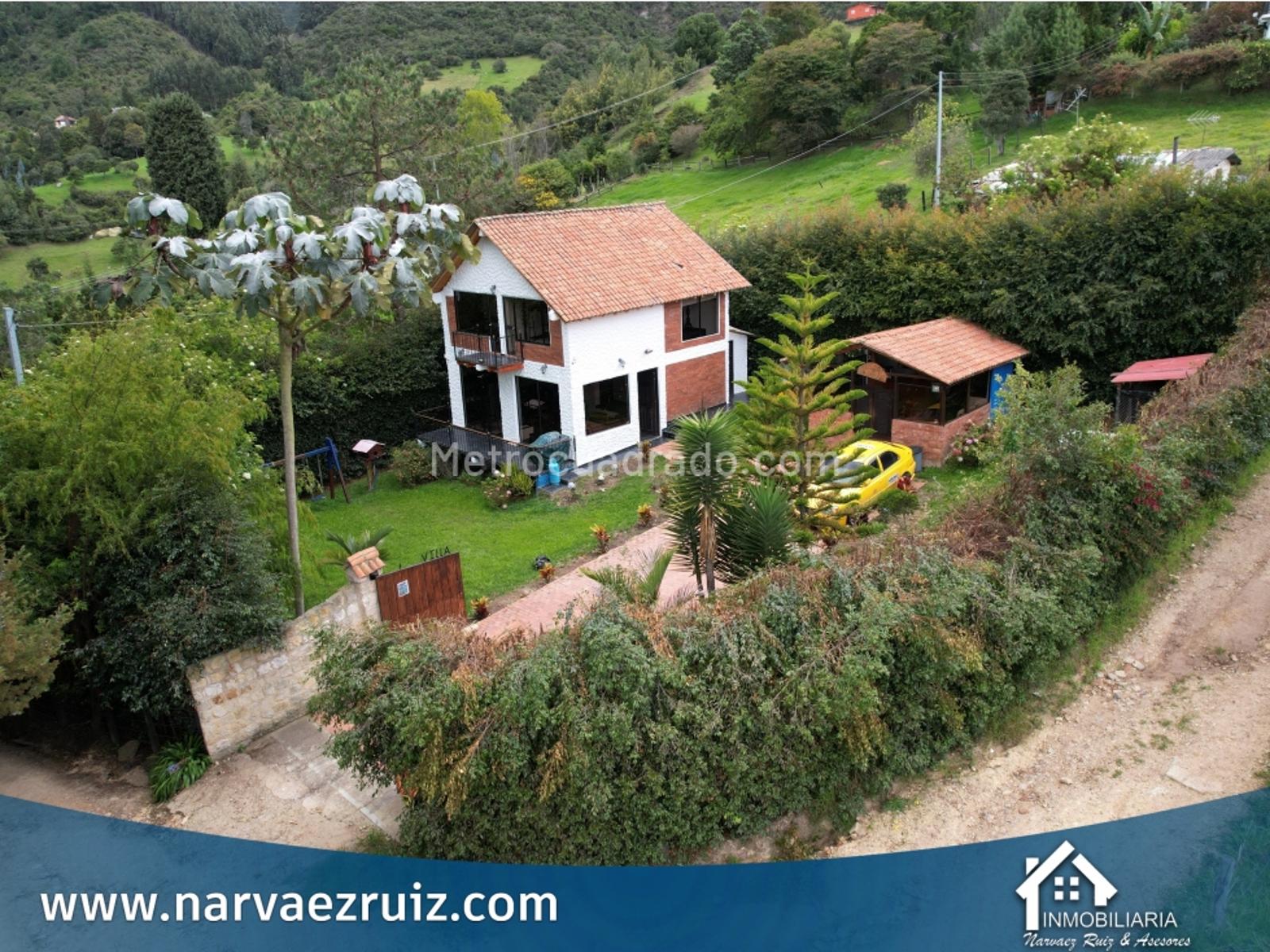 Venta de Casa en Rio frio occidental carretera destapada Tabio